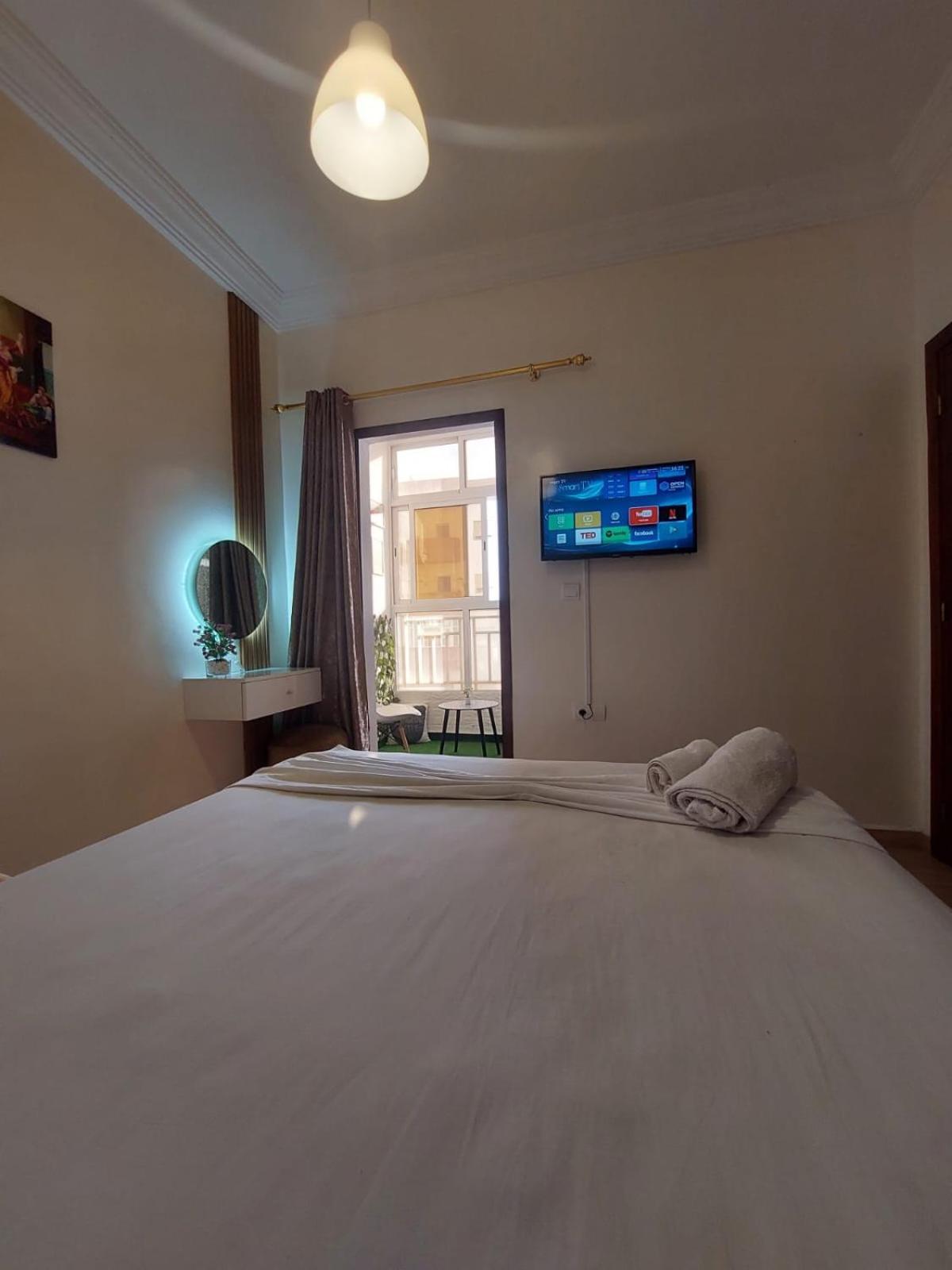 Appartement meublé par jour / mensuel Agadir Esterno foto