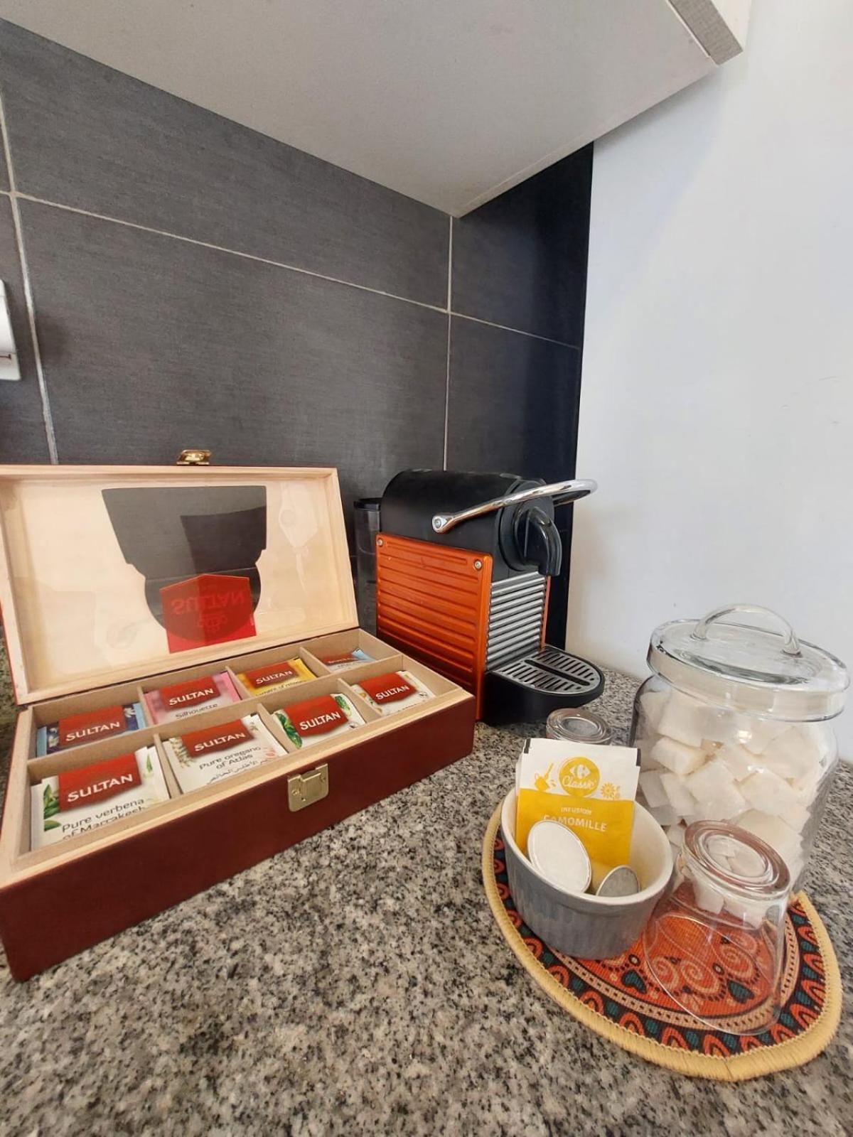 Appartement meublé par jour / mensuel Agadir Esterno foto