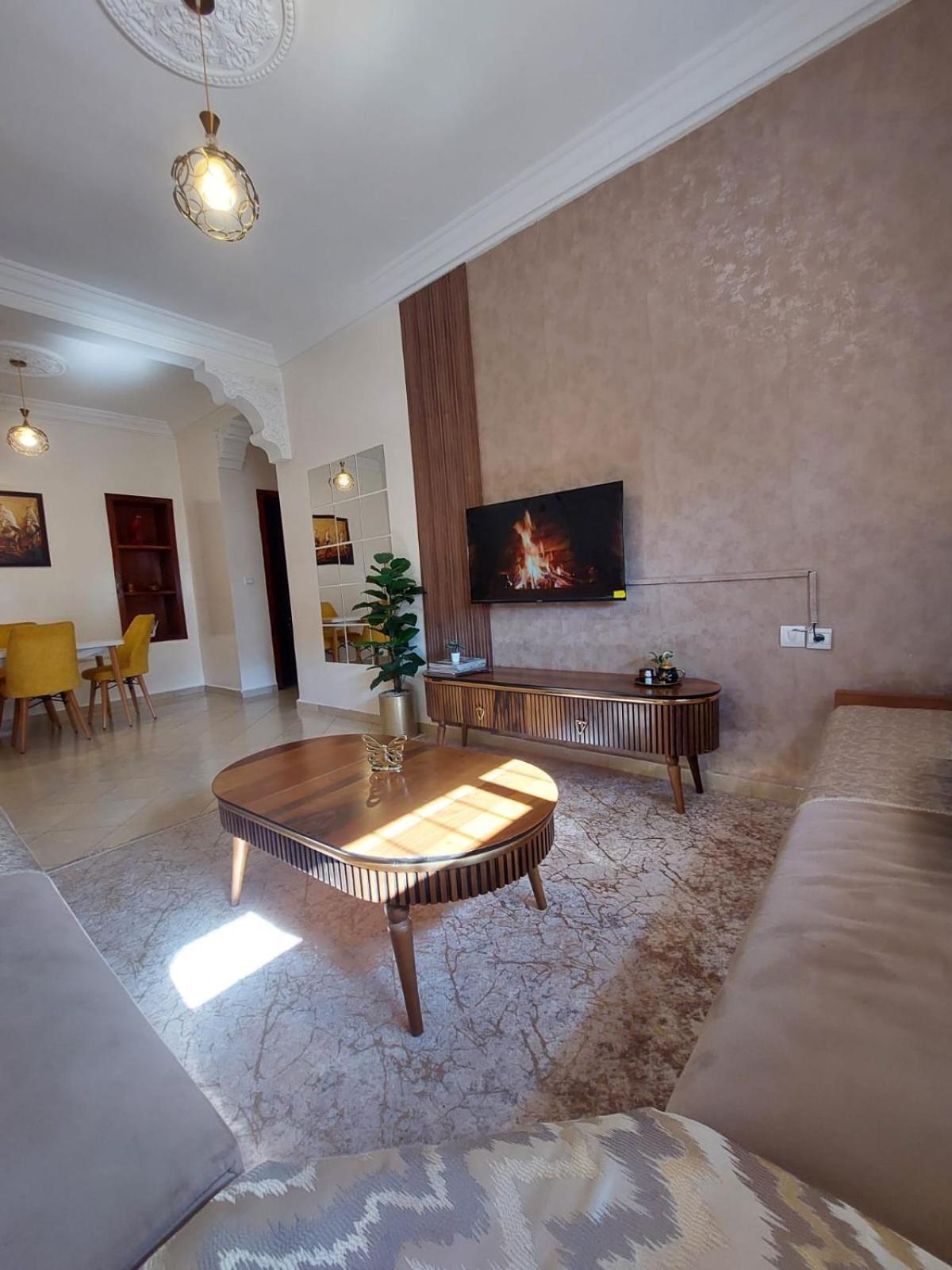 Appartement meublé par jour / mensuel Agadir Esterno foto